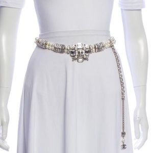 CHANEL Faux Pearl  & Crystal CC Belt. Authentic Chanel.